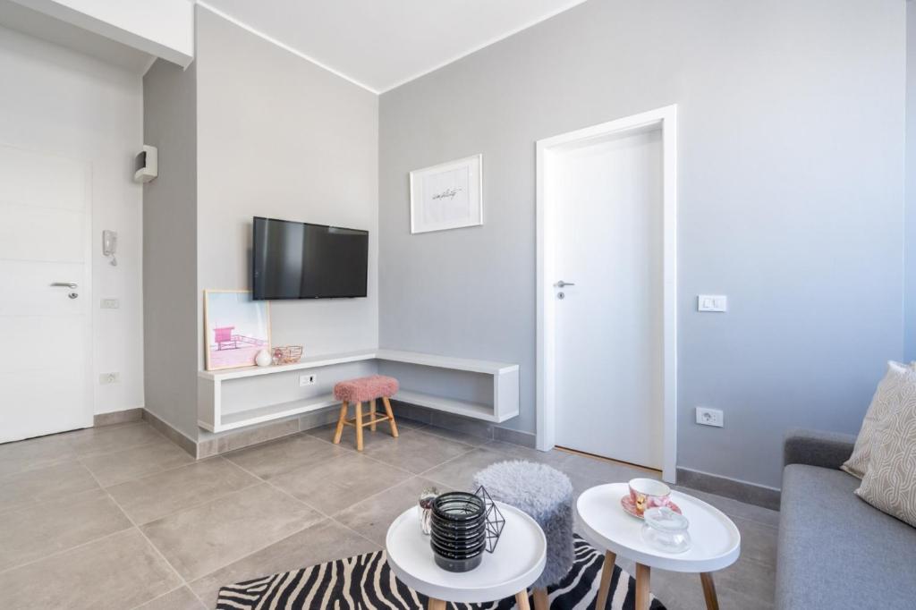 Minimalist Design Apartament in Magheru, Bukurešť