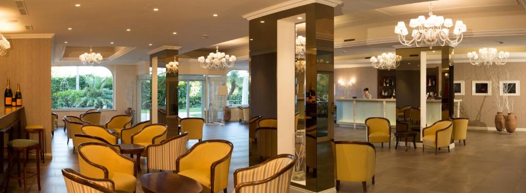 Hotel Caparena — Restauracje i bary in Taormina, Sycylia
