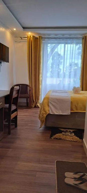 Hellenis Guest House, hotel in Kakamega
