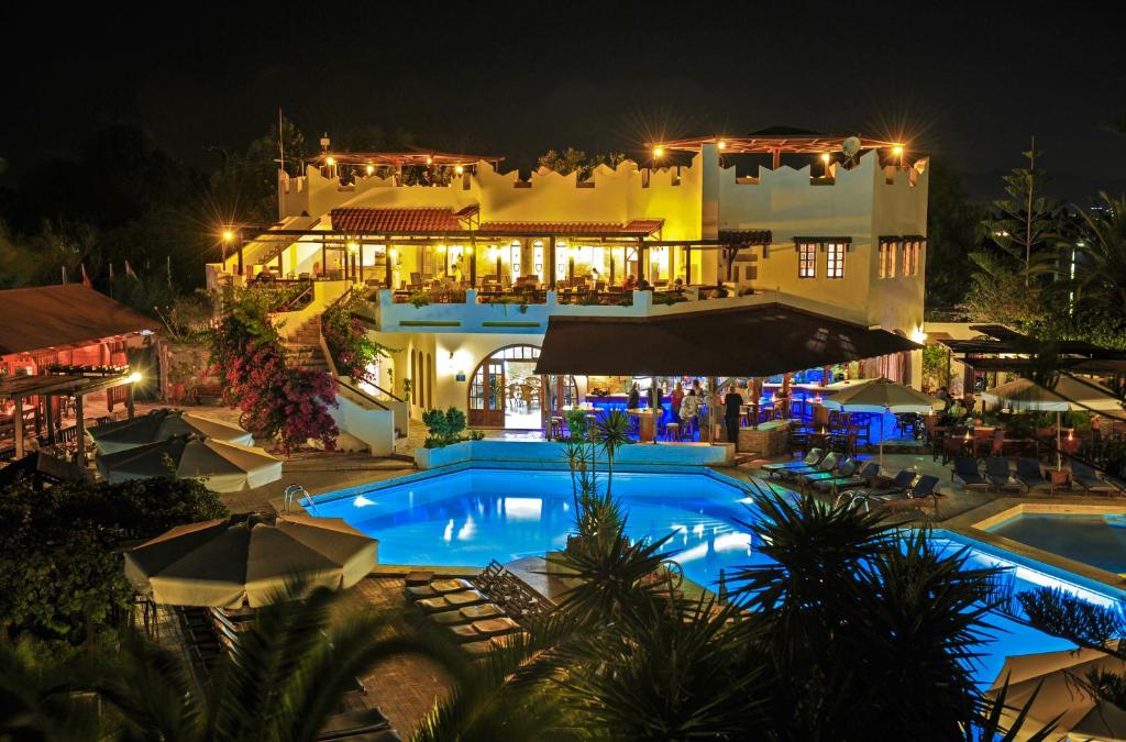 Gaia Garden — Hotel building in Kos Town, South Aegean
