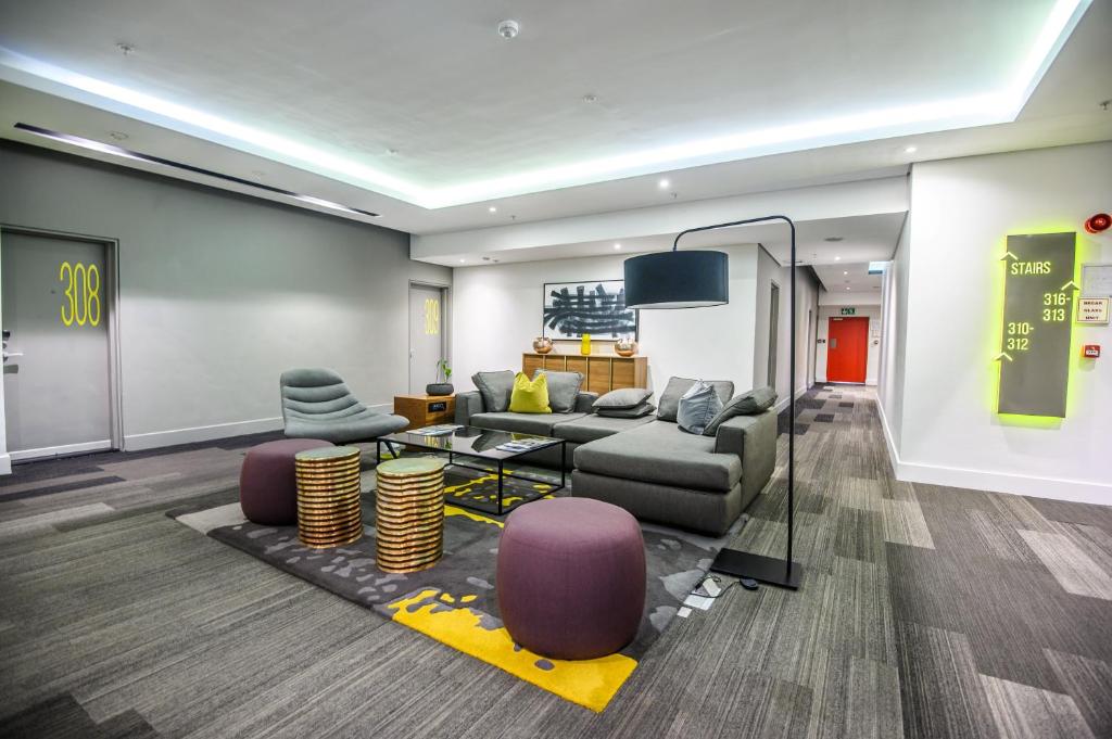 Bar/lounge