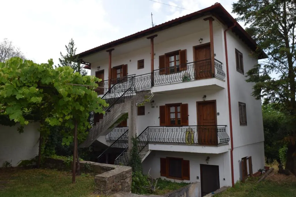 Hostel Gerakina, hotel en Vávdhos