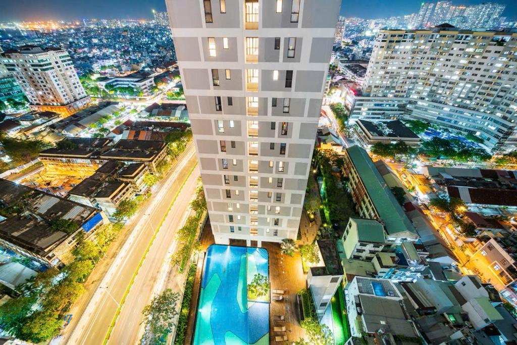 AT-HOME RIVER GATE Apartment near Ben Thanh Market