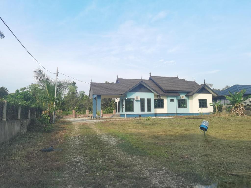 Teratak Naila, Kuala Terengganu