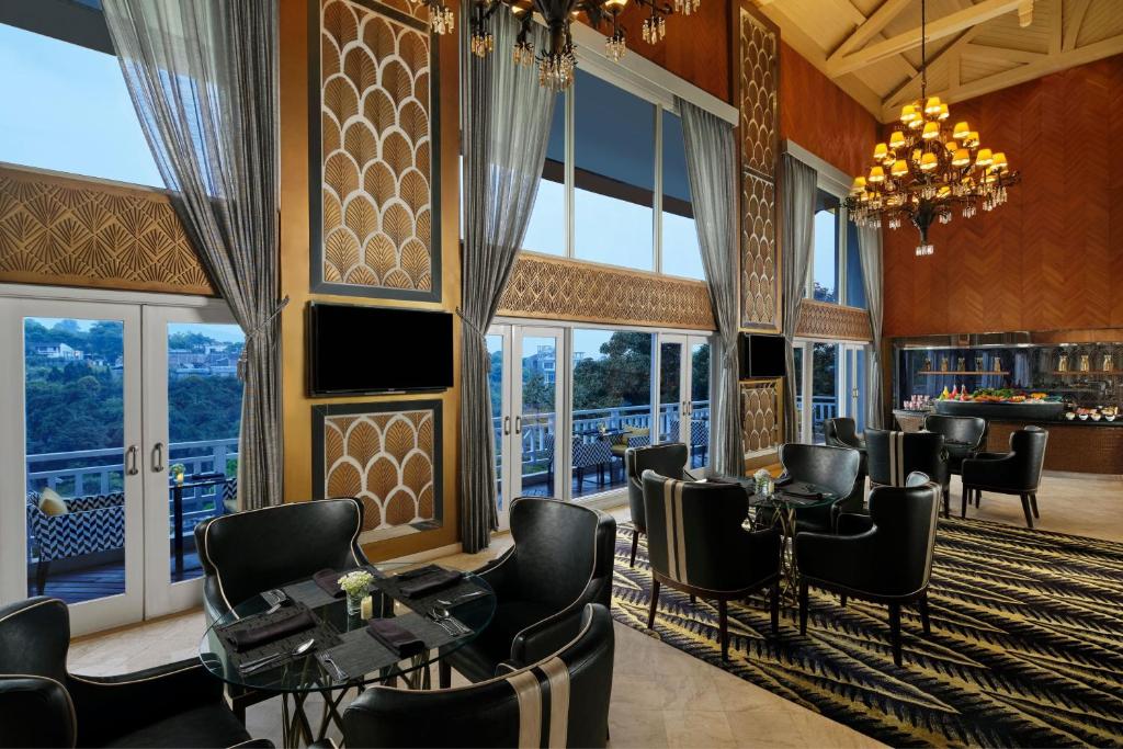 Bar/lounge, Sheraton Bandung Hotel & Towers in Bandung