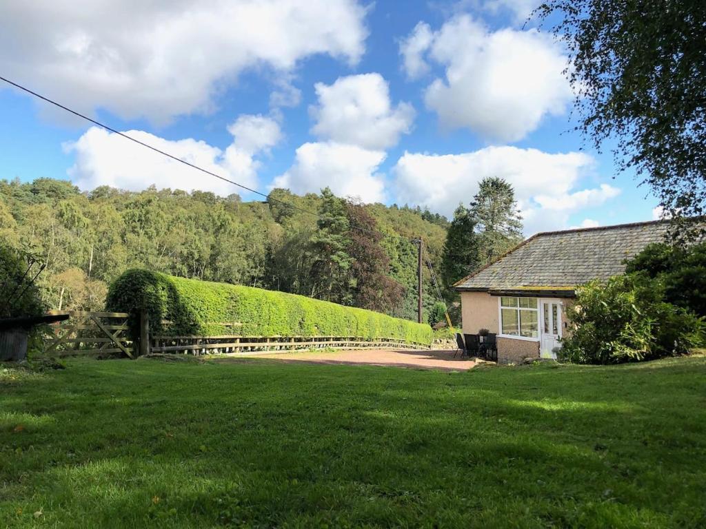 Bluebell Cottage at Westcliffe House, Rothbury, Snitter