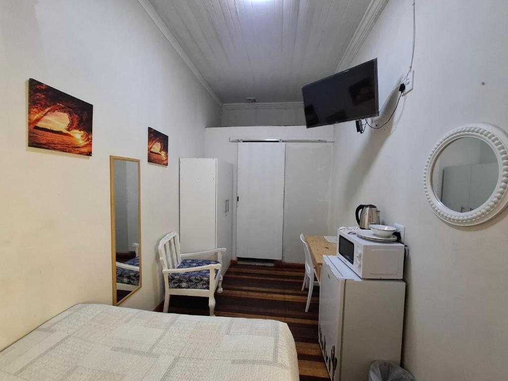 Rees Nest, East London