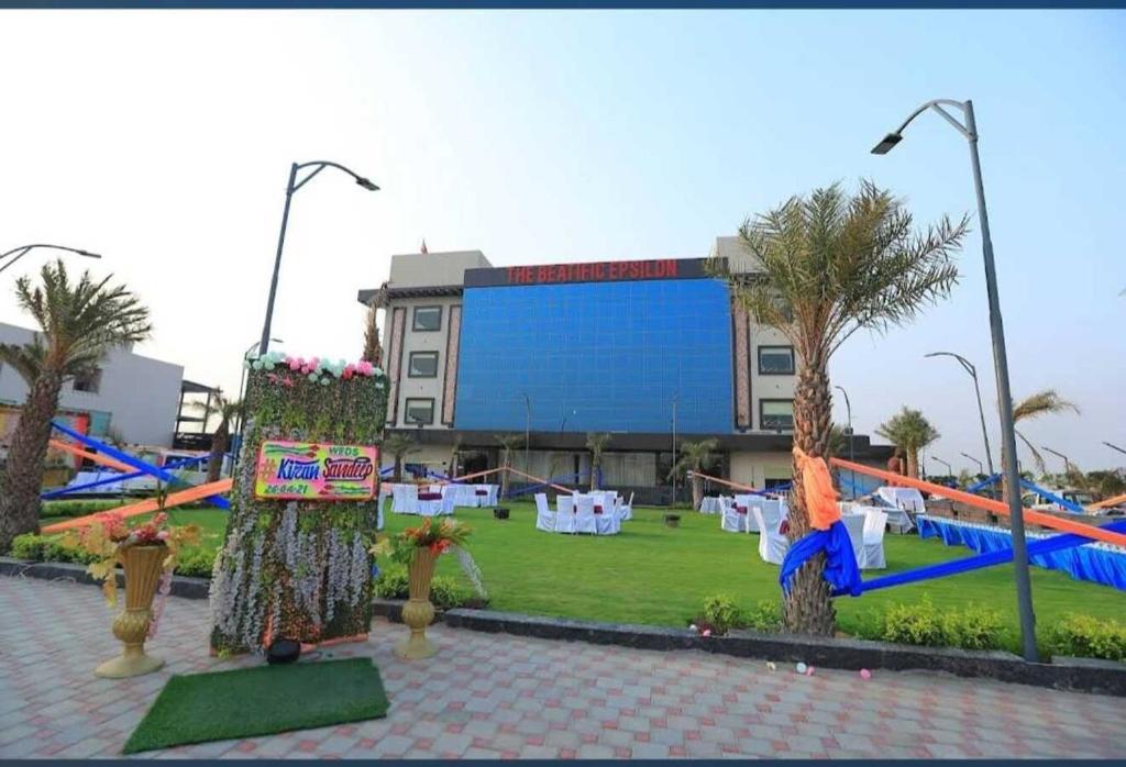 Hotel Beatific Epsilon