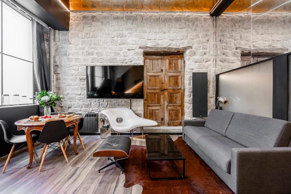 Duplex with Jacuzzi l 15 min from Montmartre - 1