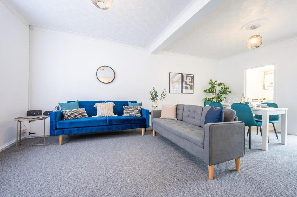 Clayton Street by Tŷ SA, Newport