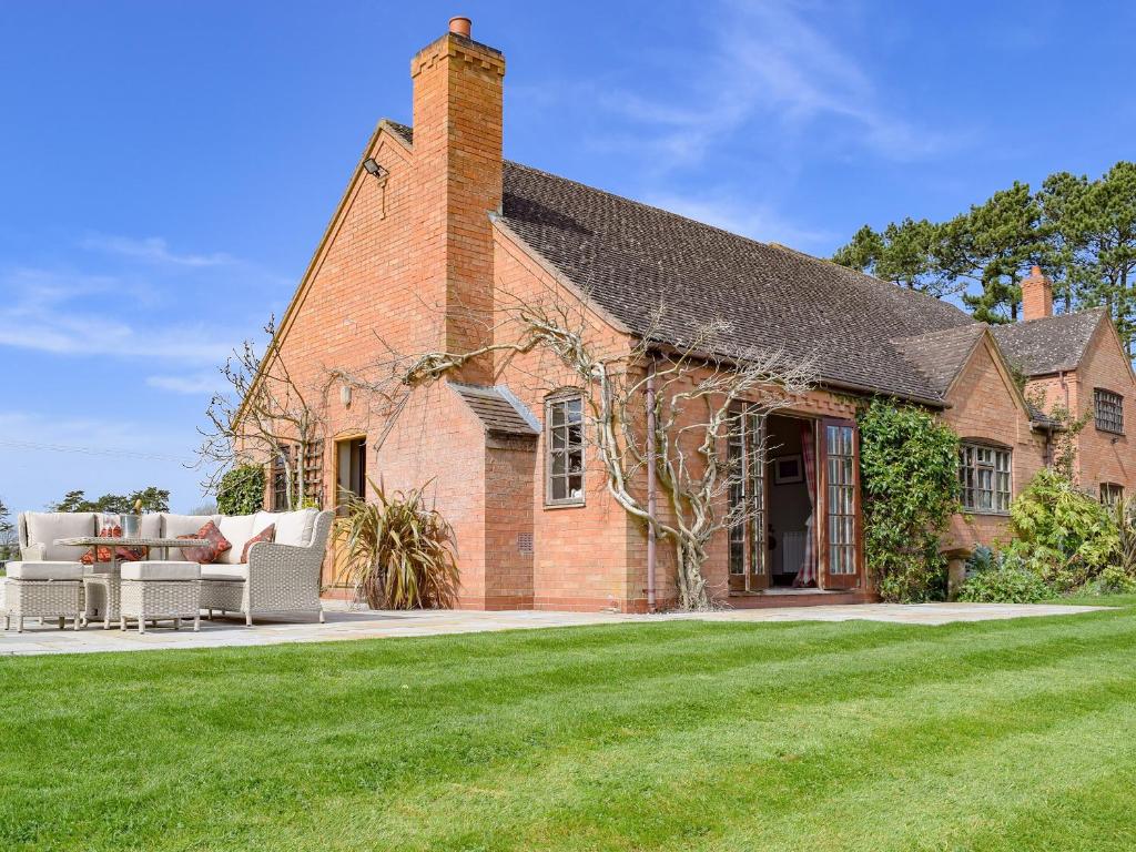 The Warren, Wellesbourne Hastings