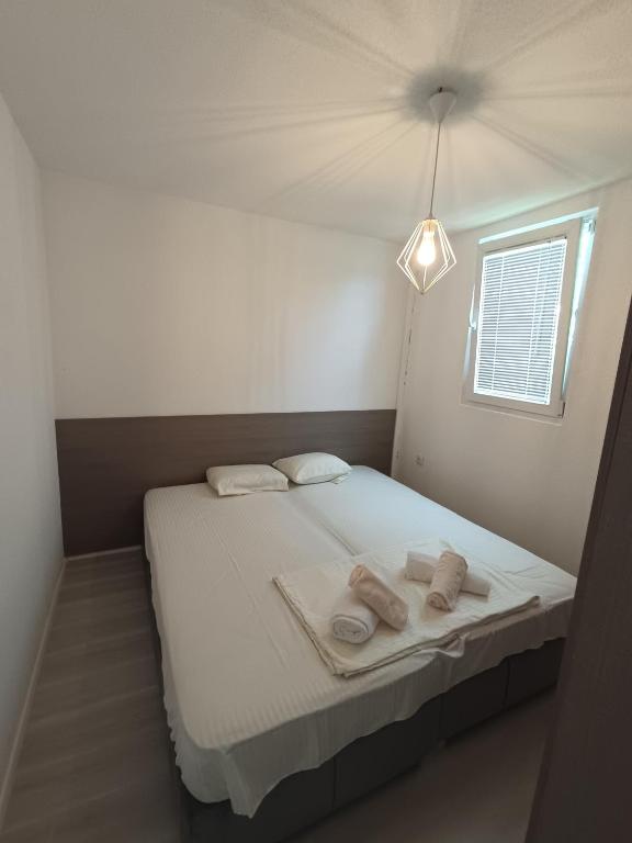 Serenity Apartment By The Lake, Ochrid