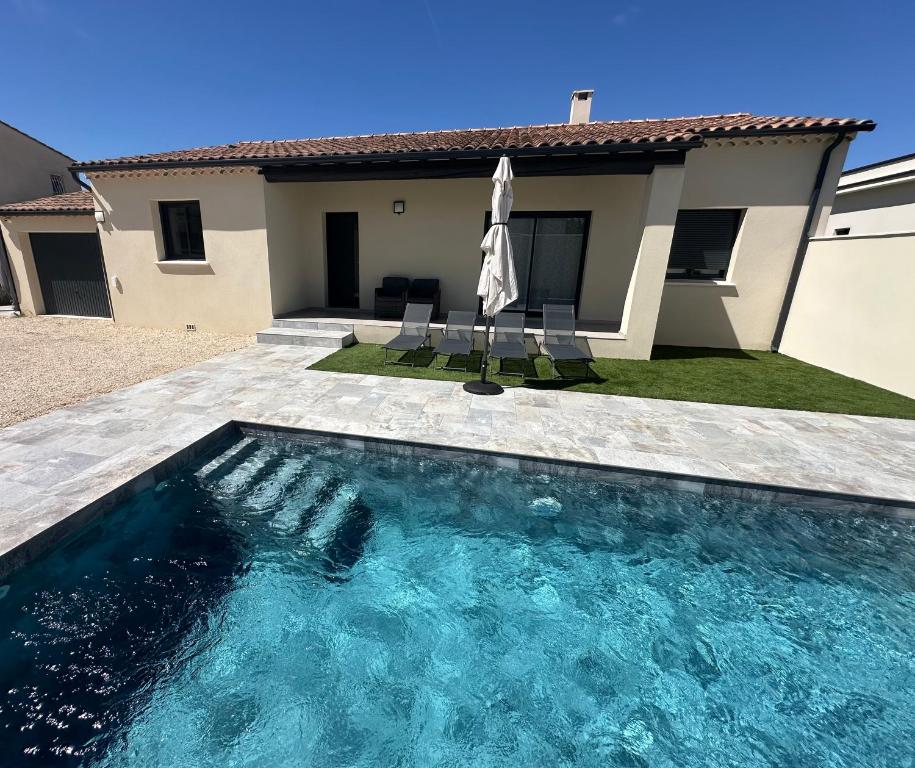 Villa moderne avec piscine Avignon - 1