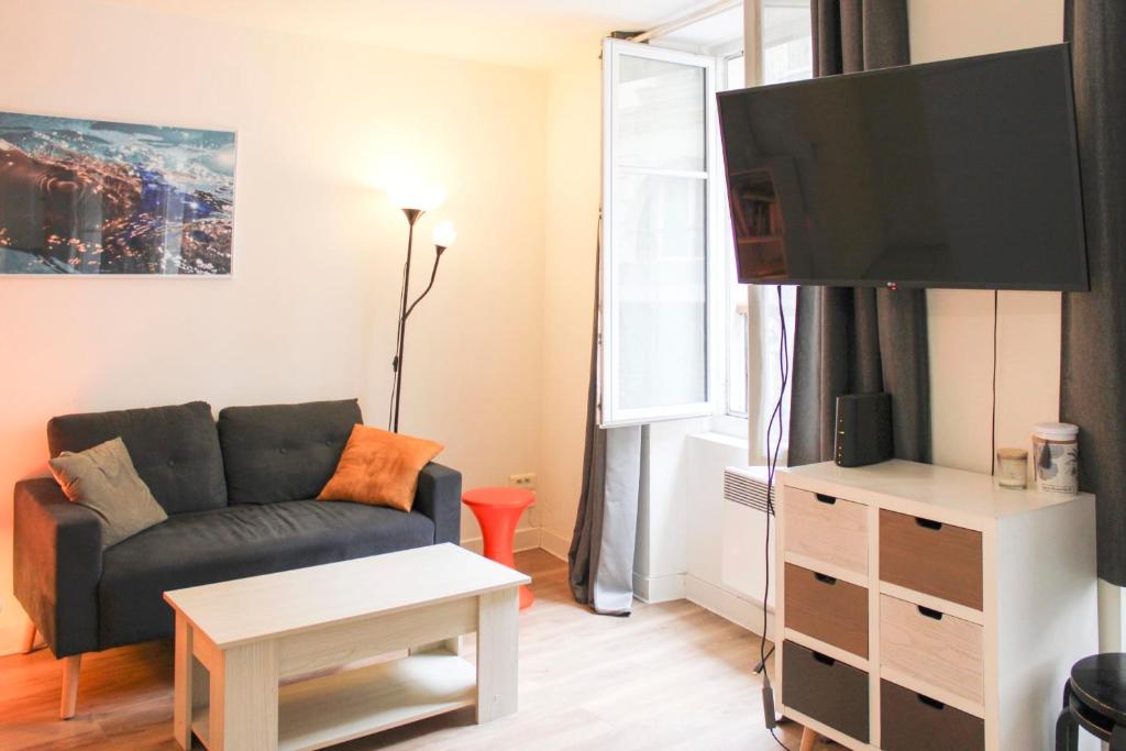 Studio for 2 - near Musée Grévin - 1