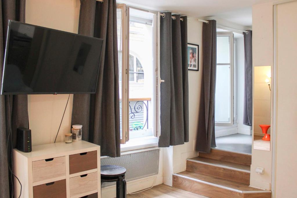 Studio for 2 - near Musée Grévin - 4