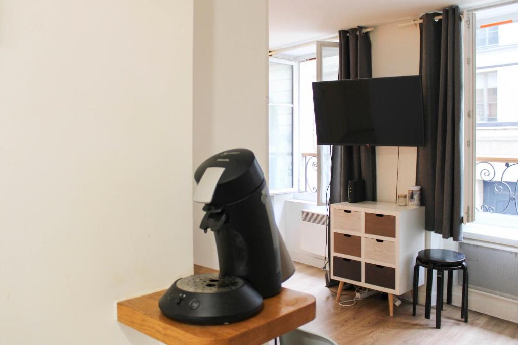 Studio for 2 - near Musée Grévin - 5