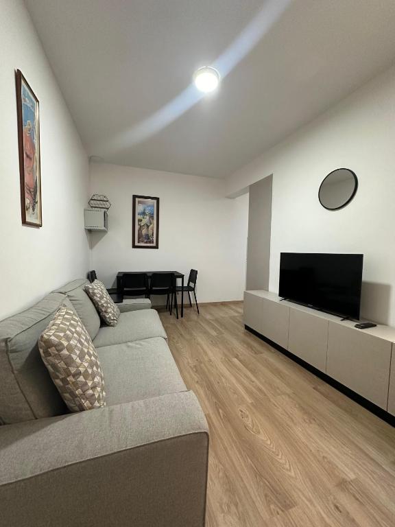 Finikoudes Central Apartment, Larnaka