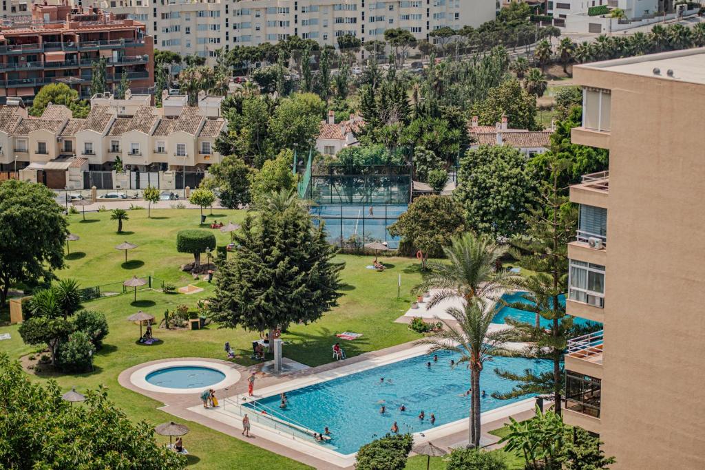 Paradise in Torremolinos Malaga, Recep 24 h, Swimming Pool, near to the beach, city center and airport, train, bus, taxi - 3