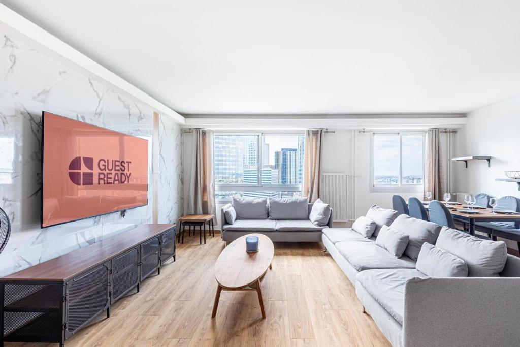 GuestReady - Sky-high serenity steps from Paris, Courbevoie