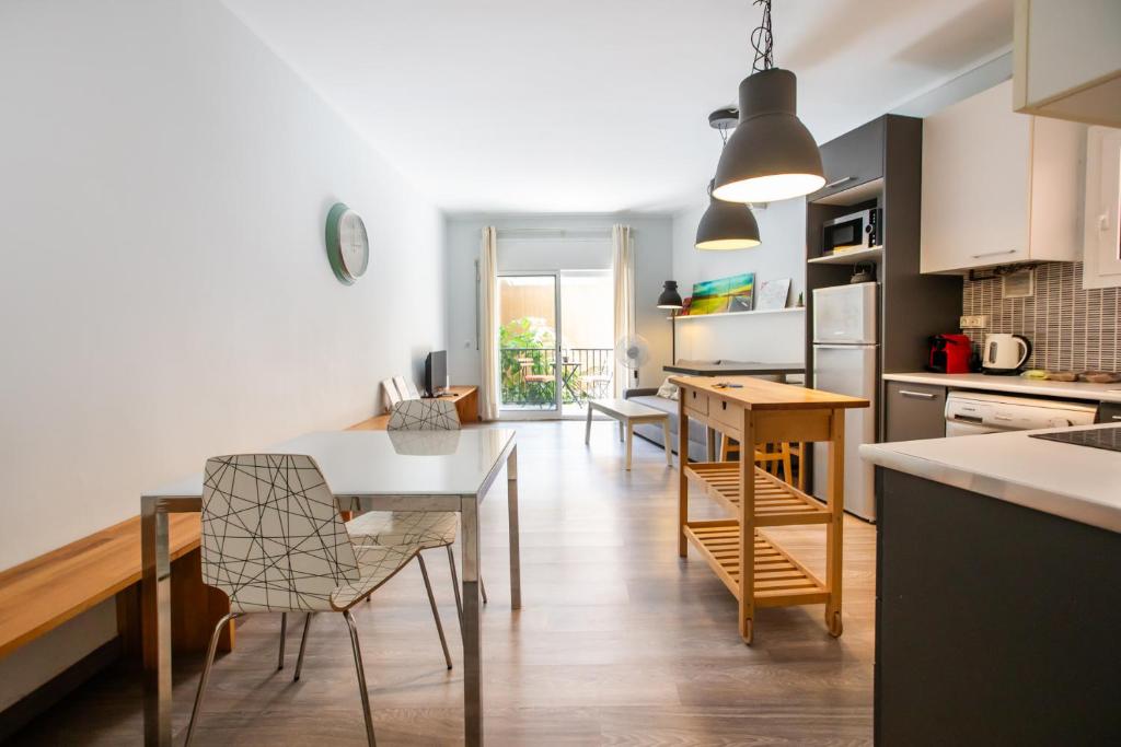 11FOH1095 - Cosy apartment near Plaza España - 2