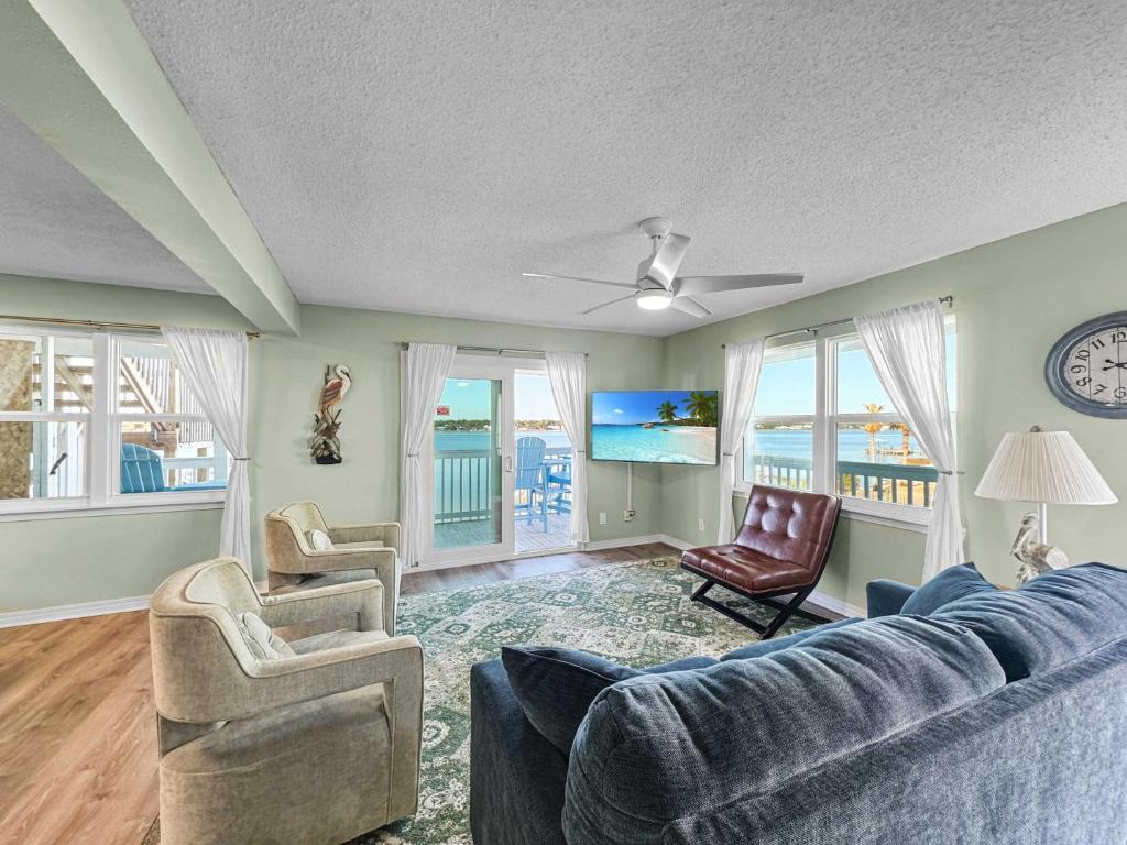 Lagoon & Beach Access - Boat Launch Pool with FREE Activities, Gulf Shores