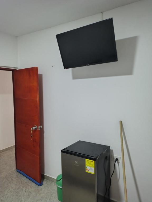 Habitaciones y apartamento fania - 2