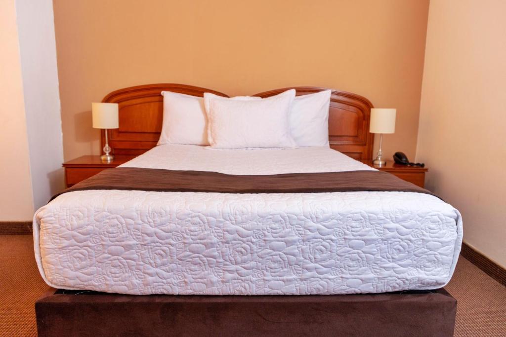 El Meson Hotel Tacna - 2
