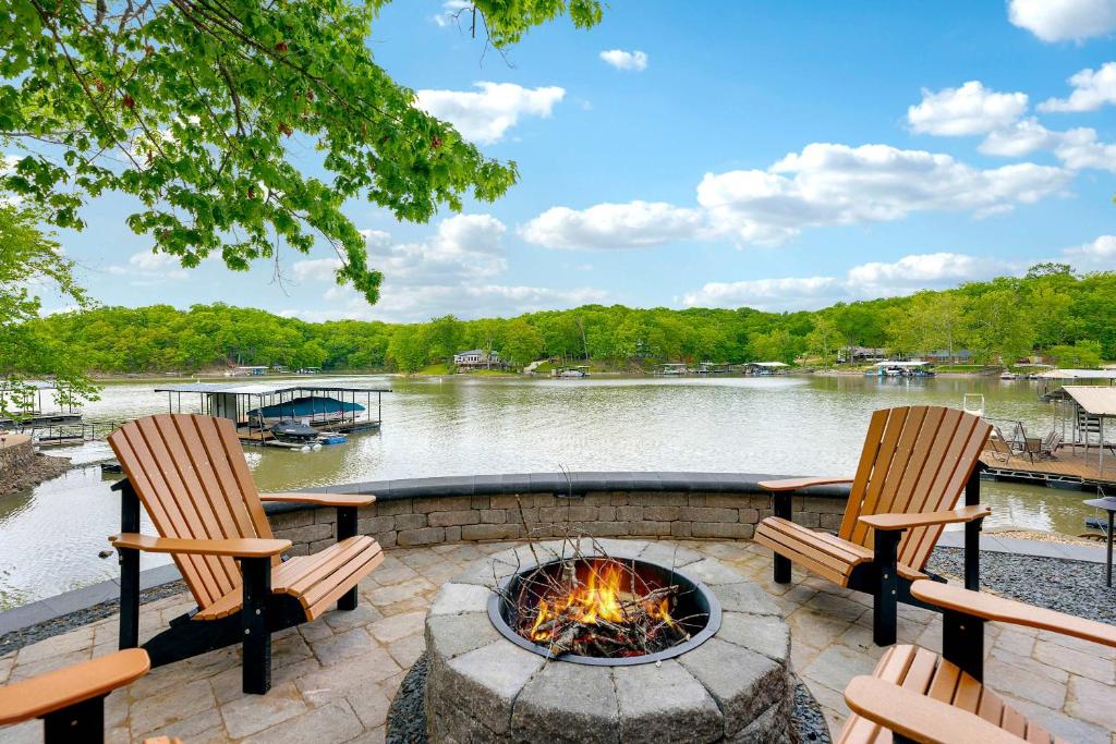 Trails End Hideaway - Waterfront, Sunrise Beach