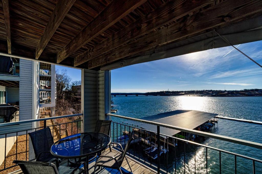 Osage Oasis - Unmatched Views Convenient Location, Osage Beach