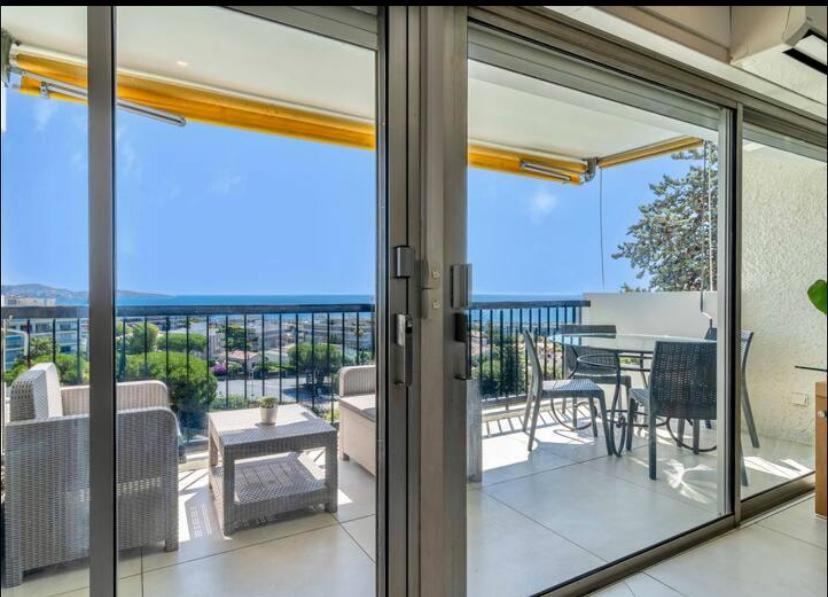 Magnificent 3 Rooms-Sea View-Terrace-Pool - 4