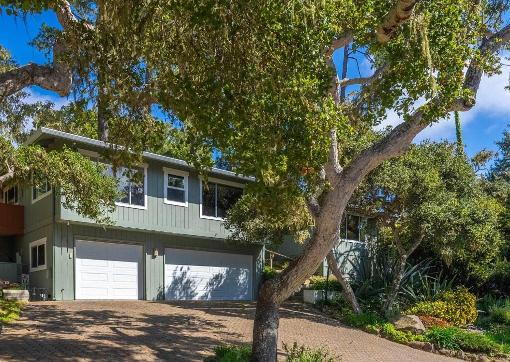 Azure Grove - Pebble Beach Tranquility for a Family of 8, Pebble Beach