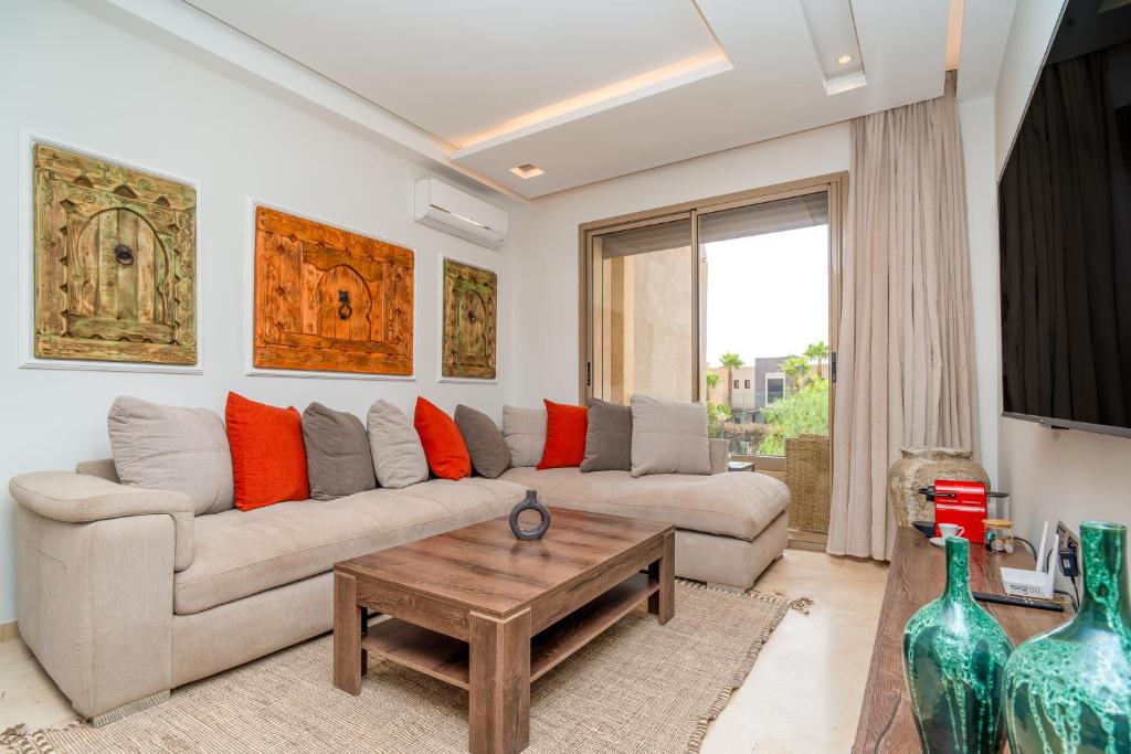 Chic & Cozy Apartment with Pool View - Prestigia, Marakéš