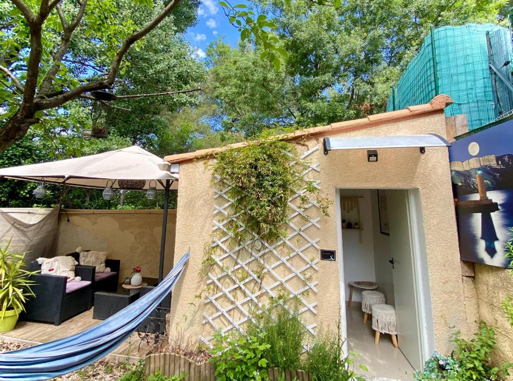 Maisonnette Cindy, Aubagne