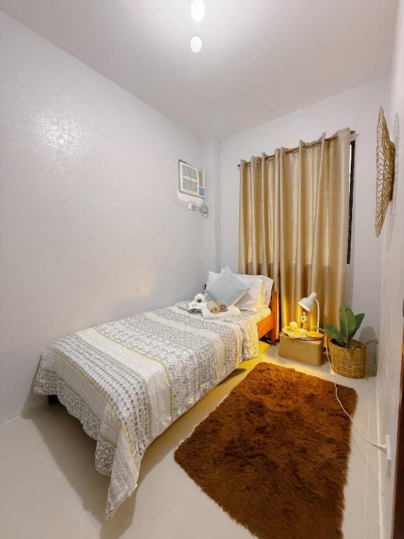 Gypsy's Hideaway near Airport perfect for layovers, Puerto Princesa