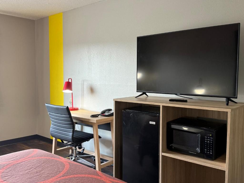 Super 8 by Wyndham Evansville East, Evansville