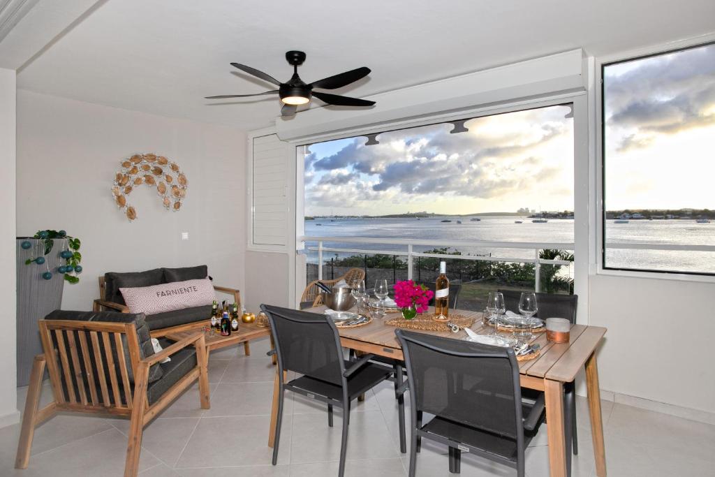 Entièrement NEUF ! Superbe Appart face au lagon 4p, Marigot