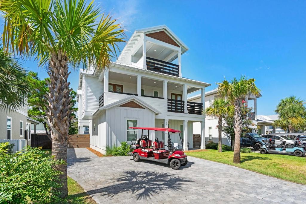 Vibe Out by Travel Life Vacations, Destin