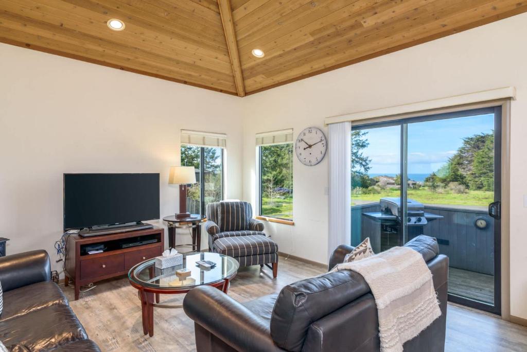 Starlight Reach - Private Hot Tub, Sea Ranch