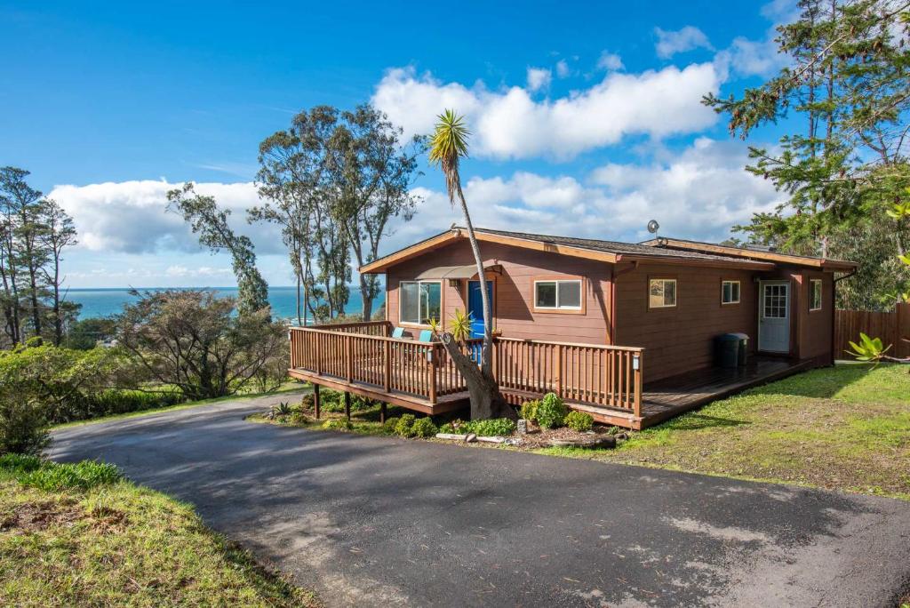 Charming Family 2 BDR for 6 With Ocean Views, Gualala
