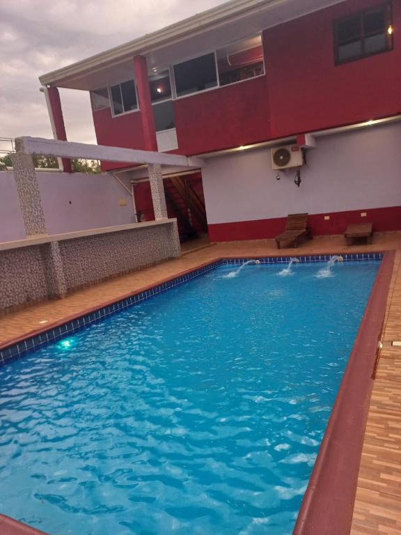 Apartamentos La Familia - 1