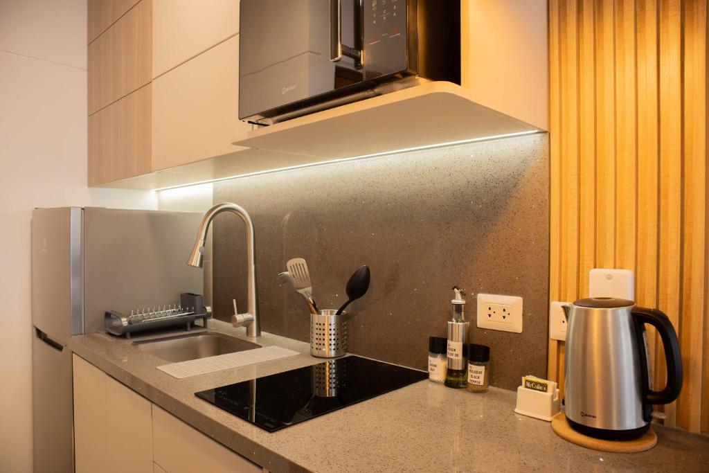 Striking 1BR in Miraflores - 5