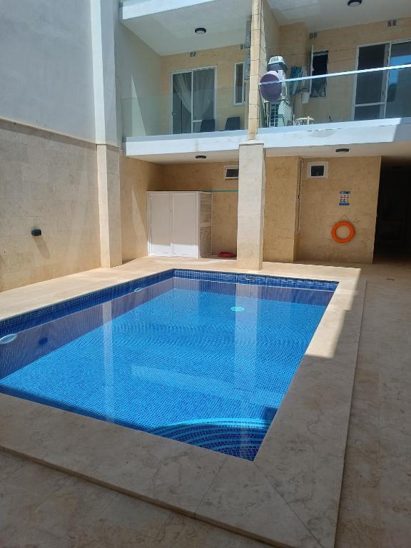 Modern Room with ensuite - Valley view and Pool, Nadur