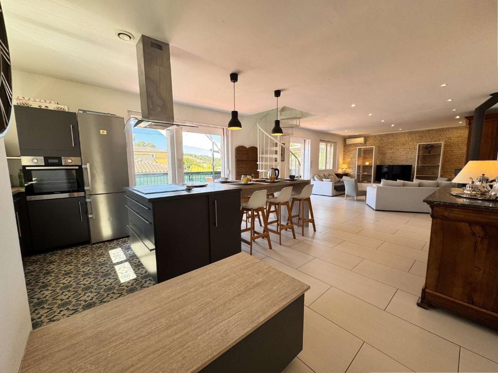 Charmant Duplex 4 Pièces, Terrasse, Climatisation, 6 Pers - Six-Fours-Les-Plages - FR-1-845-6, Six-Fours-les-Plages