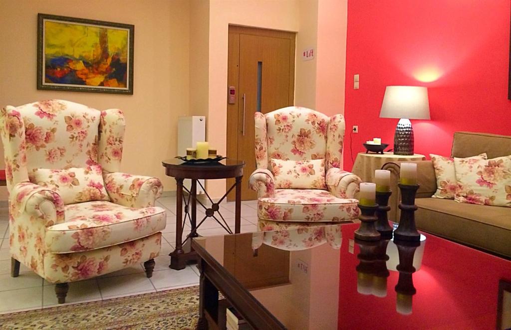 Pan Hotel — Hotel in Delphi