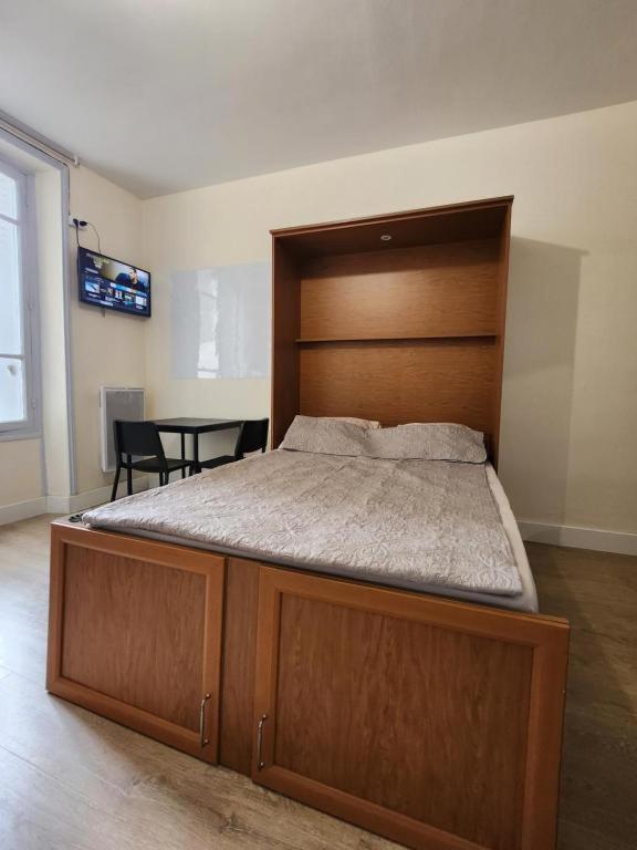 spacieux studio Paris Gambetta - 4