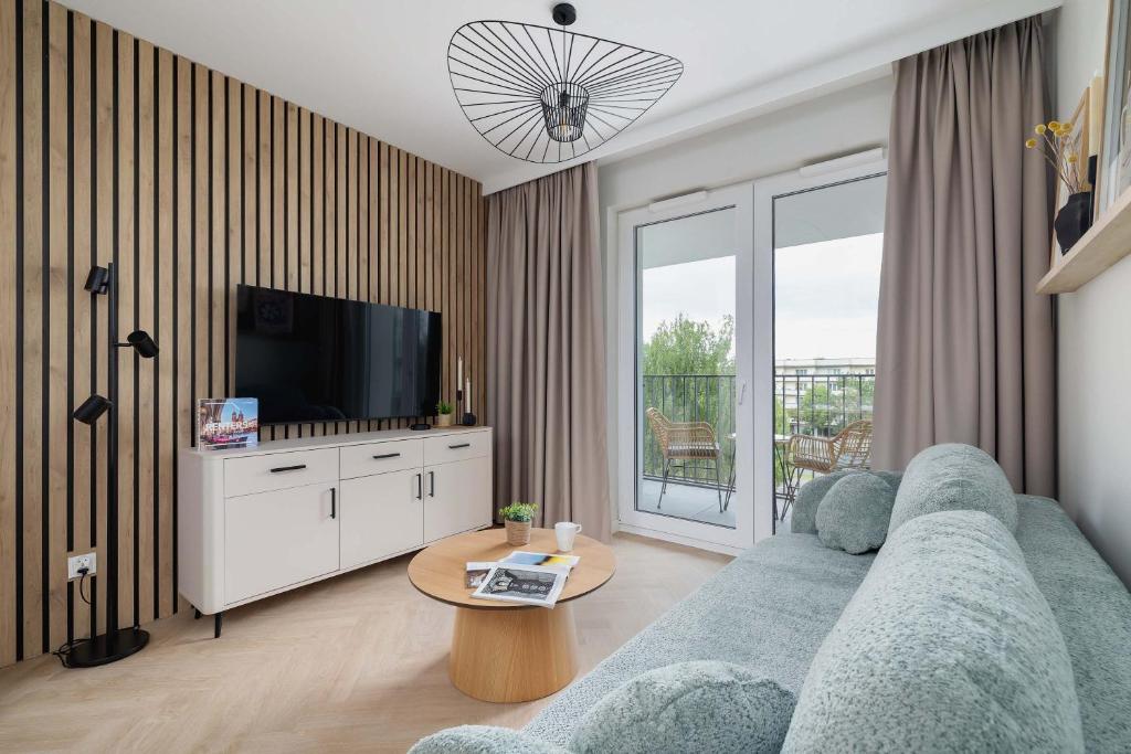 Prandoty 10C Cozy Apartment with Balcony & Parking in Krakow by Noclegi Renters, Krakov