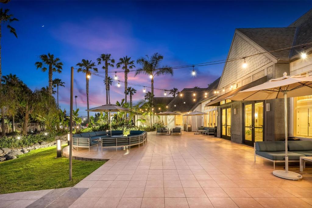 ヒルトン サンディエゴ デルマー (Hilton San Diego Del Mar) ガーデン