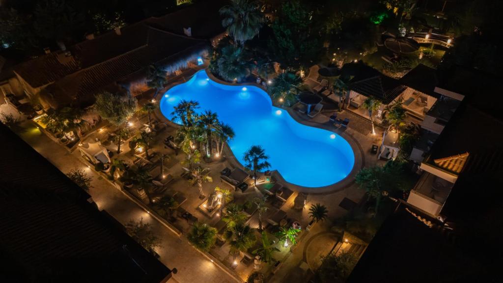 Achtis Hotel — Swimming pool in Afytos, Central Macedonia