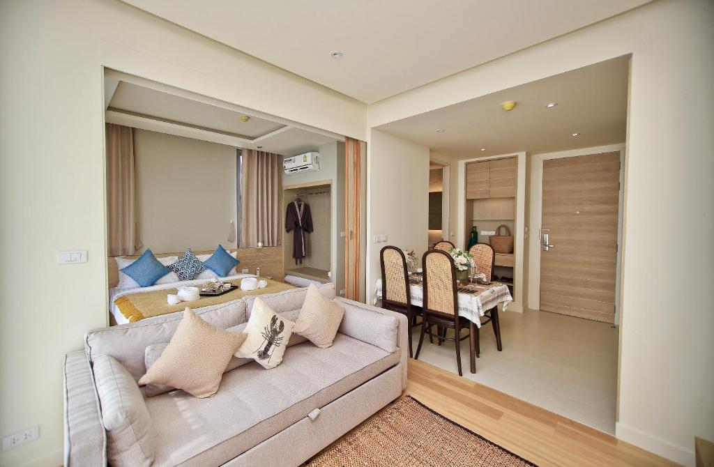 Rocco Ao Nang by EThan, pláž