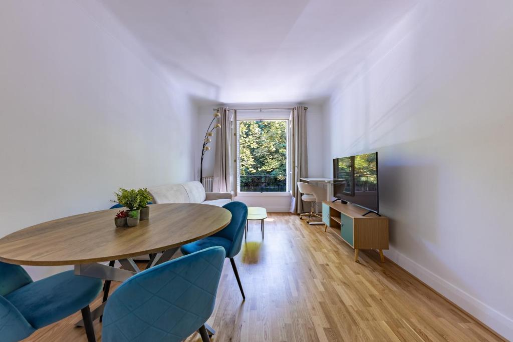 Romantique 4 Étoiles ,Appartement Chic près du Canal, Paris - 3
